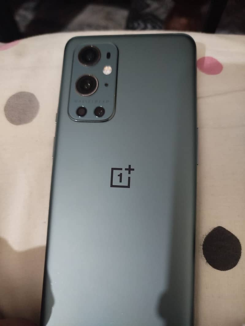 One Plus 9 Pro 5G 0