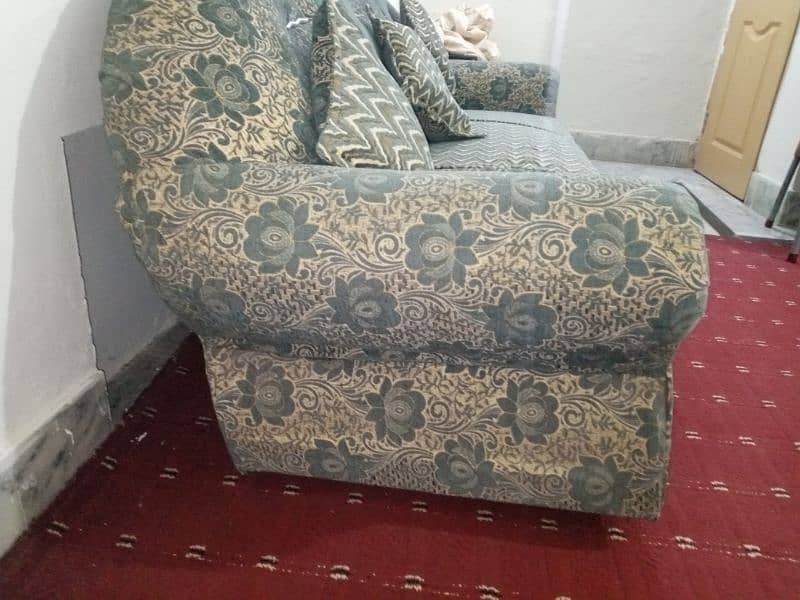 5 seater. Sofa 3