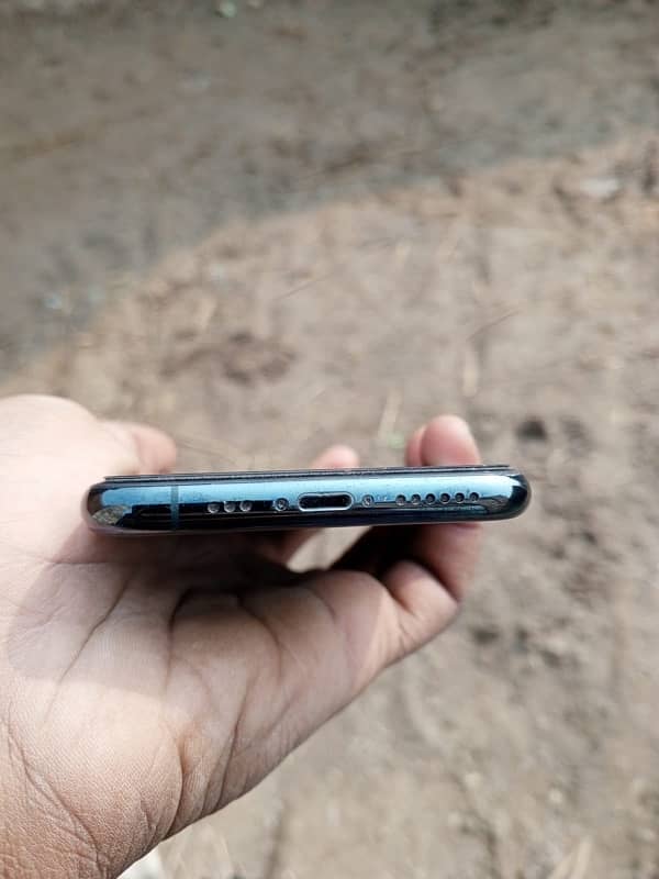 iPhone 11 Pro 2