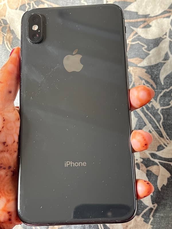 iPhone XS Max for Sale (7/10 Condition 6