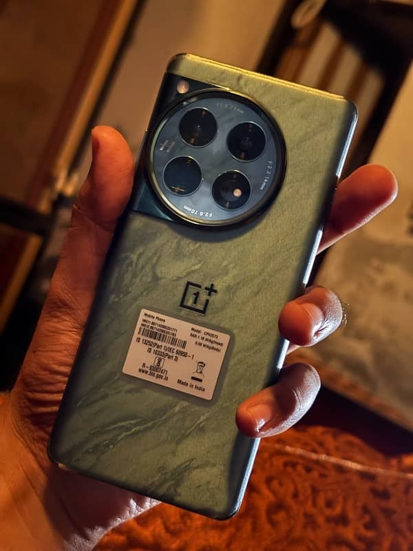 oneplus 12 Indian variant 16/512 green 8