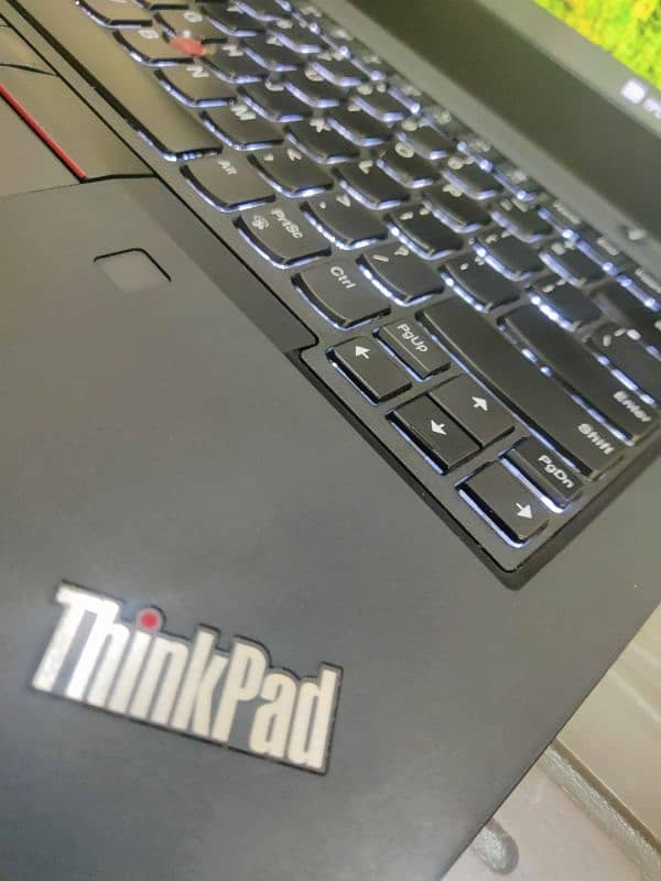 Lenovo Thinkpad t14 10th Generation 16/512 Fresh Imported laptop 6