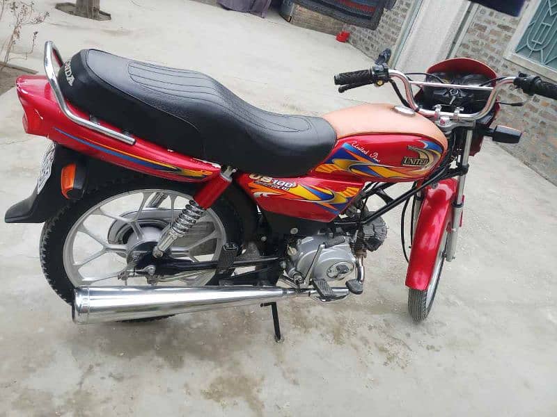 United 100 cc bike with alloy rim 5