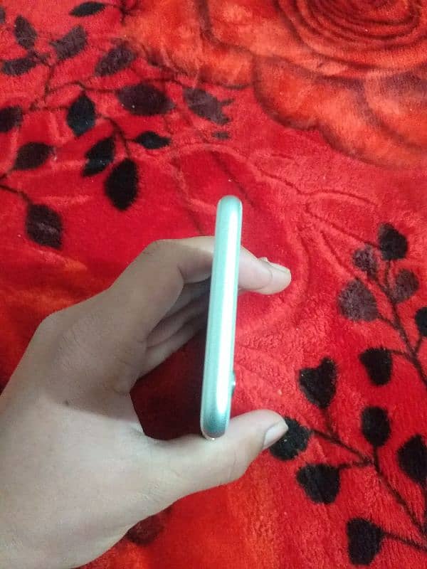 iPhone 6s condition 10/10 2