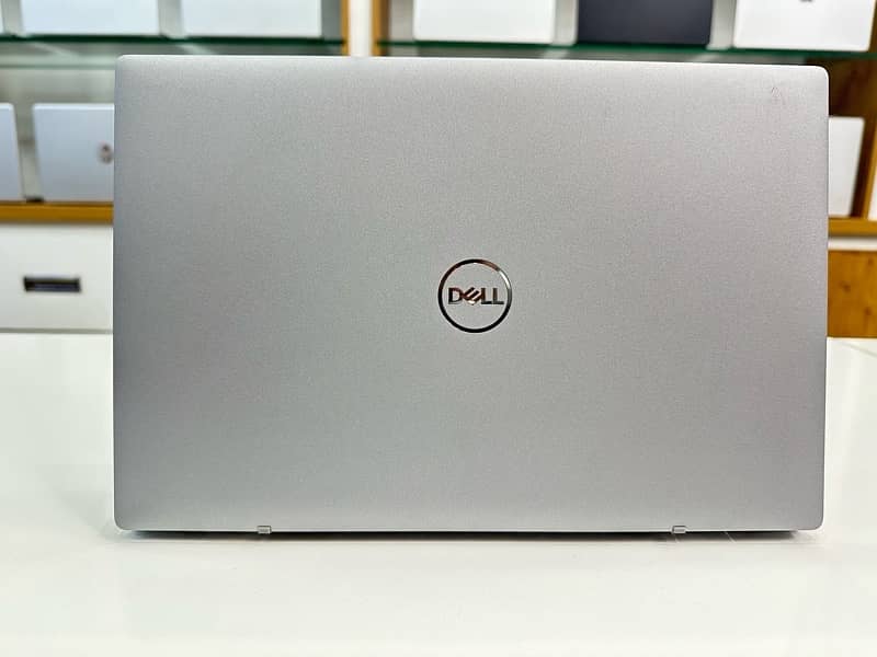 Dell Latitude Ultrabook Core i7-11th Generation 2