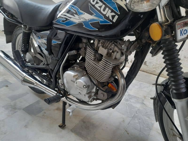 Suzuki GS 150 special edition 1