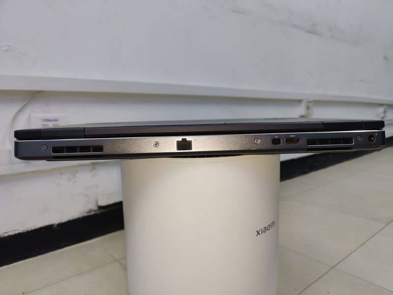 Dell Precision 7530 6