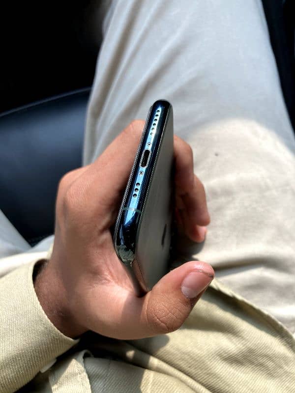 Iphone 11pro PTA aproved. . Battery 74 orignal 2