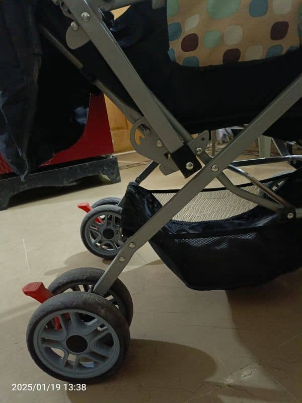 Brand new Baby Pram 4