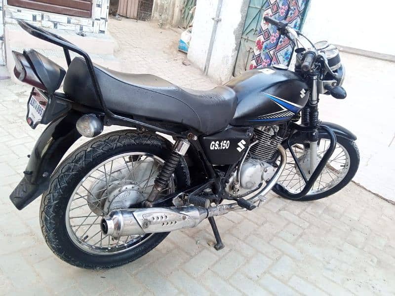 Suzuki bike GS 150 urgent for sale 4