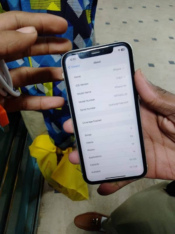 IPHONE XR 64 GB 10 BY 10 WATER PACK 3