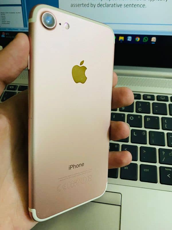 Iphone 7 32GB Non Pta Sim working 1