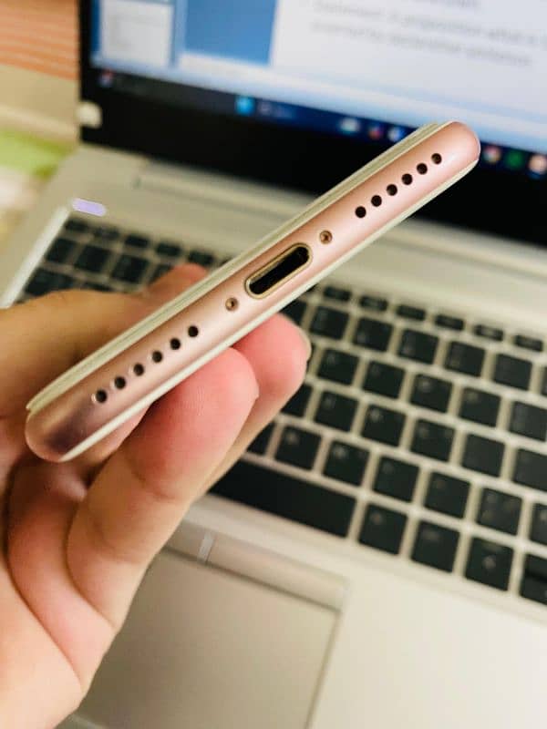 Iphone 7 32GB Non Pta Sim working 3