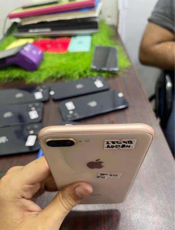 Iphone 8 plus (PTA APPROVED)256 3