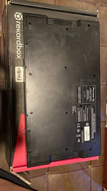 Pioneer DDJ 400 DJ Controller 1