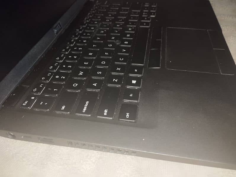 Dell 5400 laptop 2