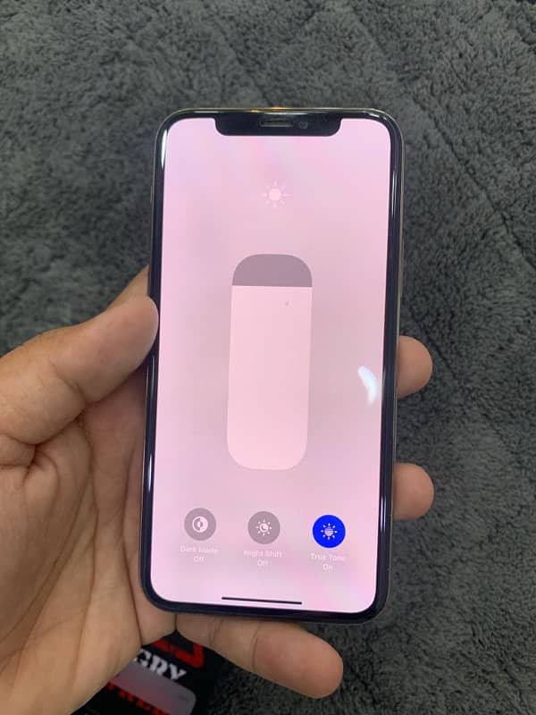 iPhone 11 Pro 256 GB non pta 5