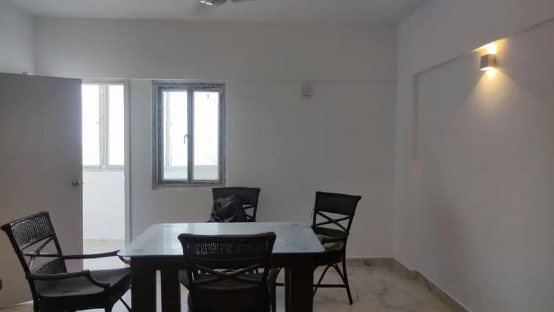 Apartment for sale 3 bed dd 2250 sq feet DHA phase 5 Karachi 2