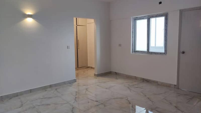 Apartment for sale 3 bed dd 2250 sq feet DHA phase 5 Karachi 12