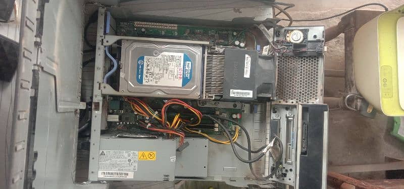 Computer Desktop Intel(R) CPU Only Lenovo 1