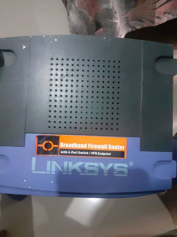 Linksys broadband firewall router 7