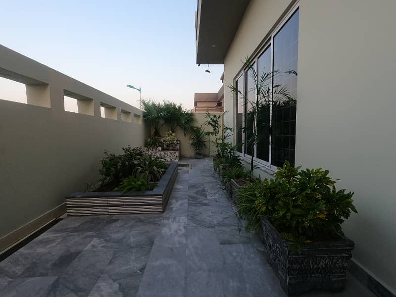 Prime Location House For Sale Is Readily Available In Prime Location Of Bahria Town Phase 8 3