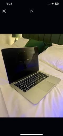 Macbook Pro 2013 | Retina Display | 8GB Ram | 13 inches | SSD