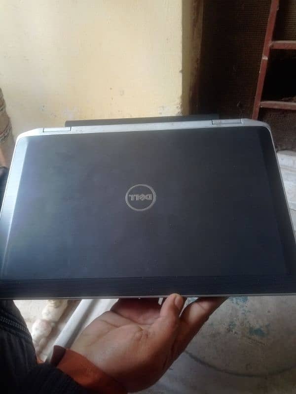 Dell latitude 6320 Core i5 3rd generation /4Gb Ram 500 Harddisk 4