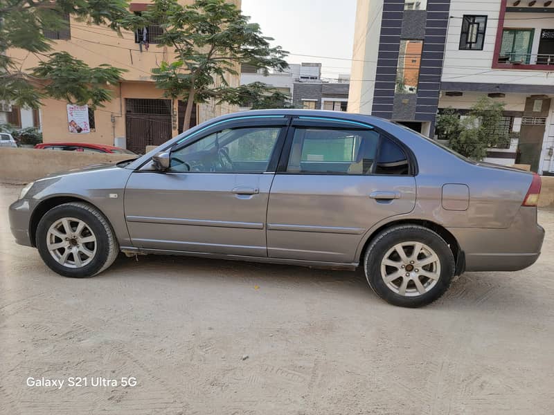 Honda Civic EXi 2003 1