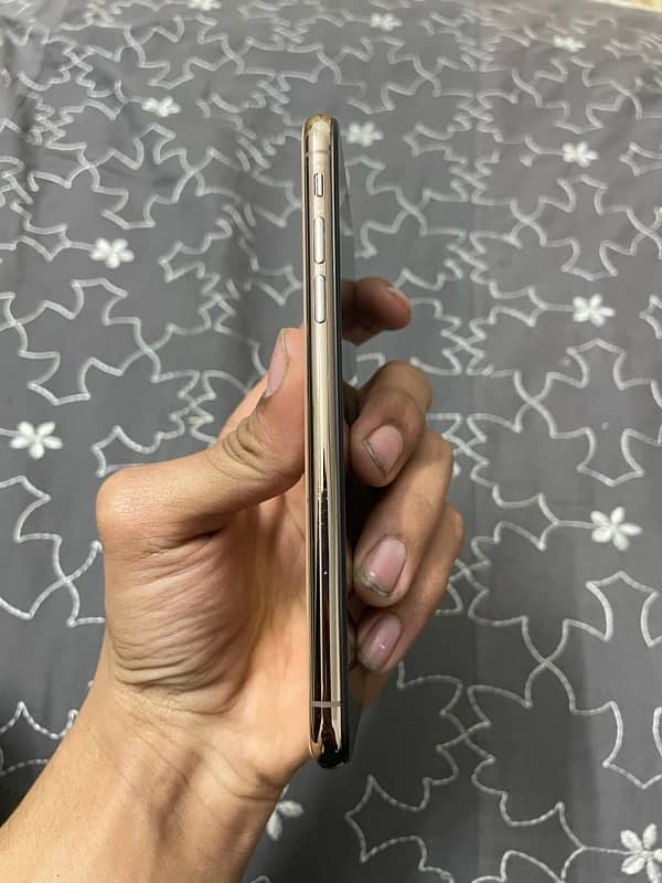 iPhone xs 10