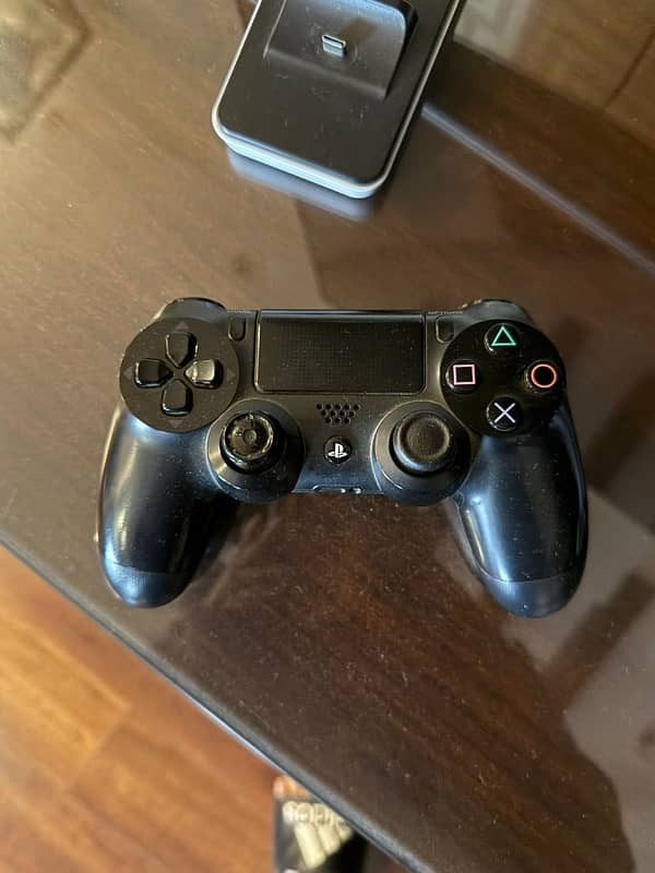 PlayStation 4 pro 2