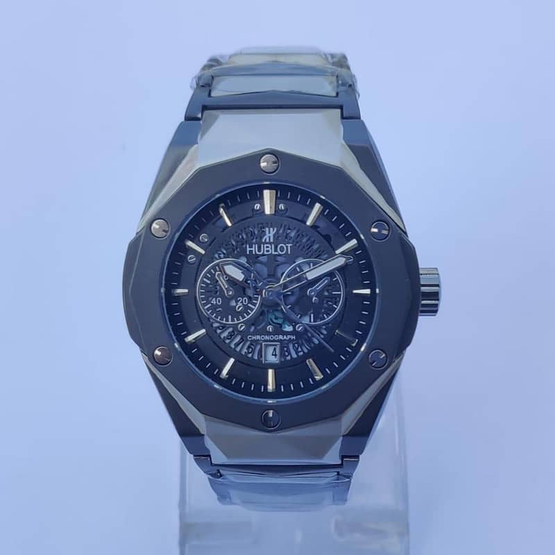 Men's Hublot Stainless Steel Round Analogue Watch 1