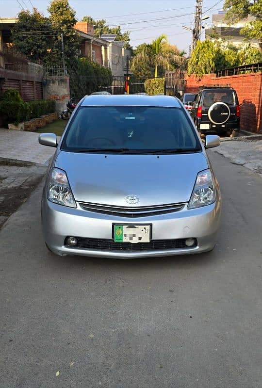 Toyota Prius 2007/2012 G Touring full option 2