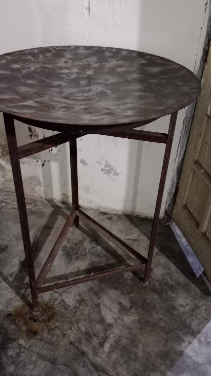 Tawa and stand for sale 0