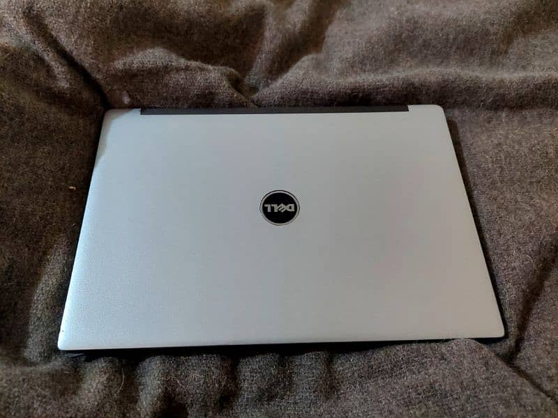 mini laptop like new 9