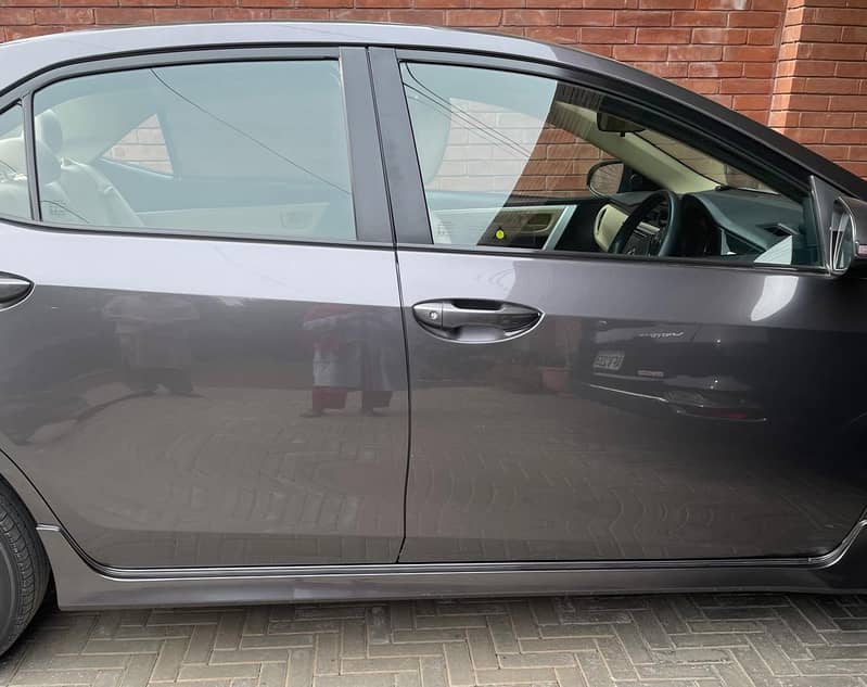 Toyota Corolla Altis 1.6 2018, Automatic 3