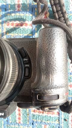 Nikon z5 like new condition