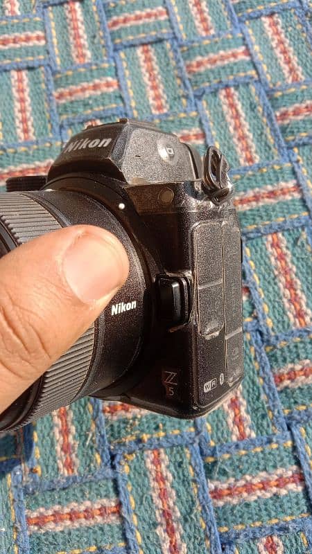 Nikon z5 like new condition 1