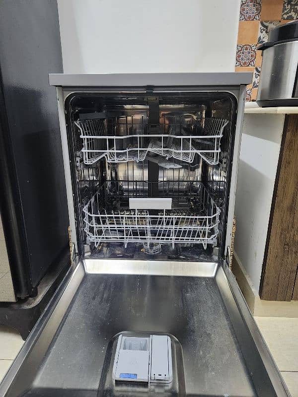 Dawlance DDW 1451 Silver Inverter Dishwasher 7