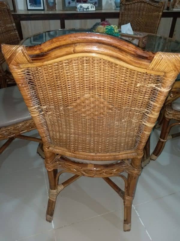 dinning chairs available 3