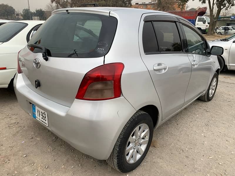 Toyota Vitz 2007 3