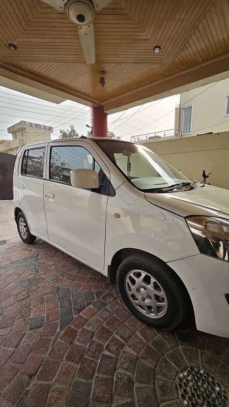 Suzuki Wagon R 2019 1