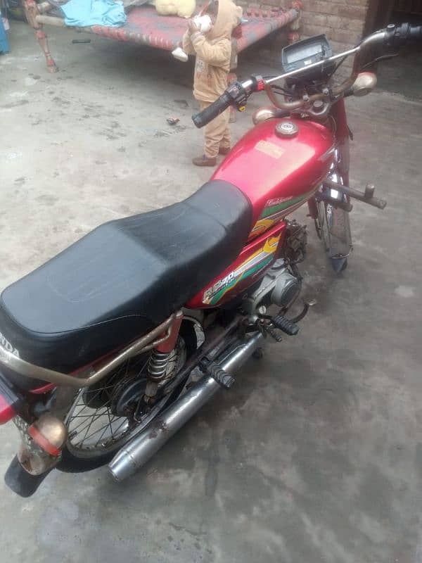 united bike for sale 03063337291 whatsapp 2