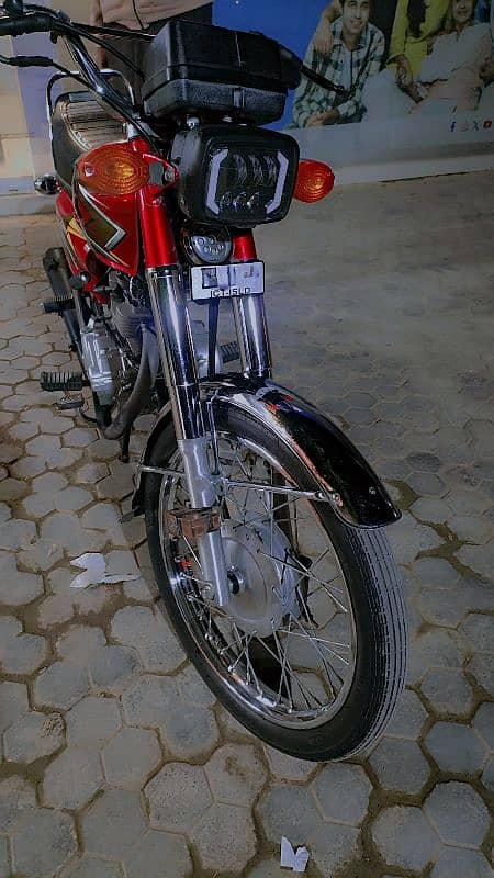 I Want To Selling My Honda CG 125 With All Genuine Accessories 0