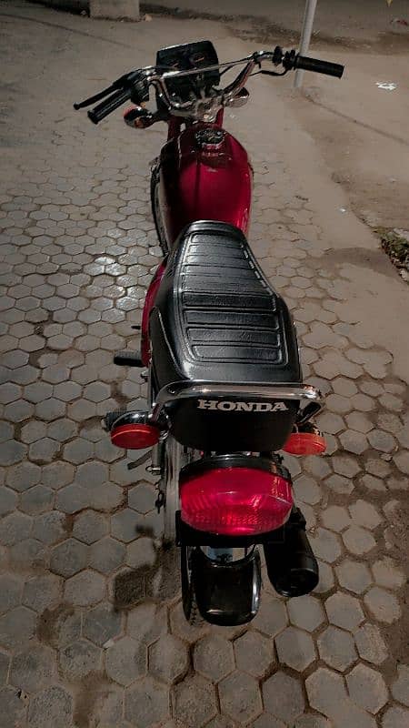 I Want To Selling My Honda CG 125 With All Genuine Accessories 9