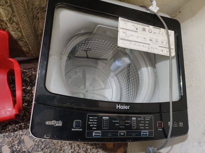 New washing machine, Model HWM85-826 0