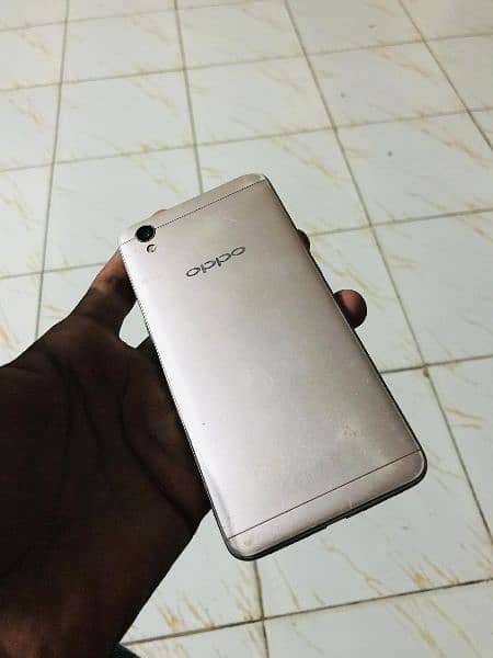 Oppo A37 with box 5