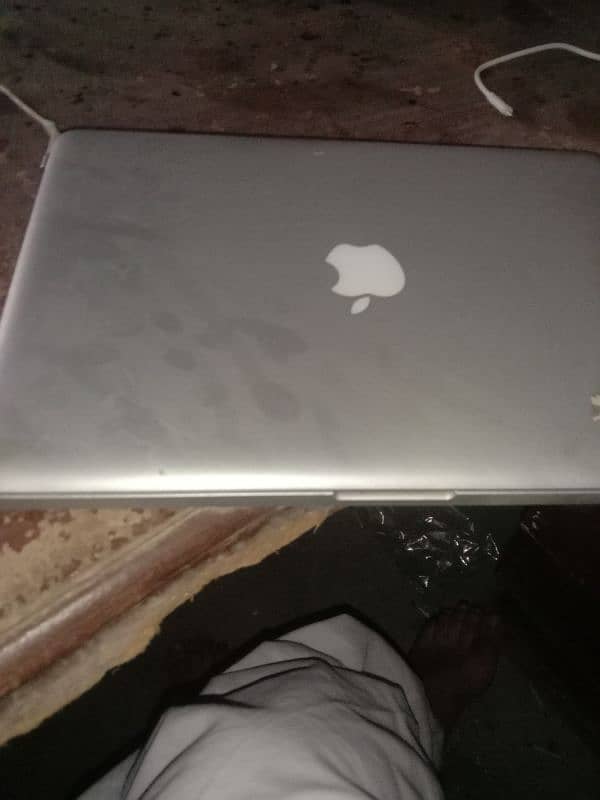 MacBook pro 2011 available for sale 2