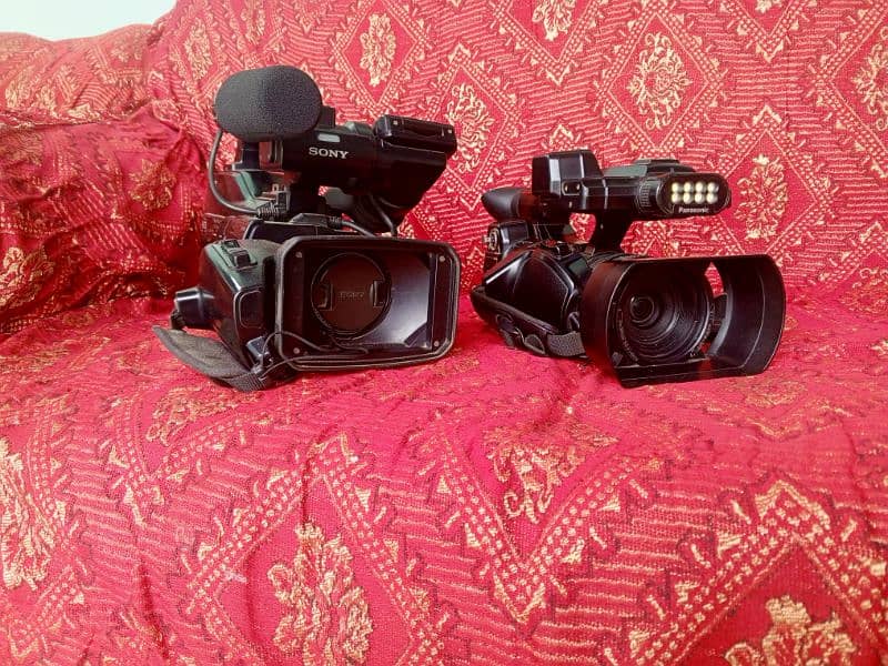 camera for sale model Sony Mc 1500. & pv 100 4