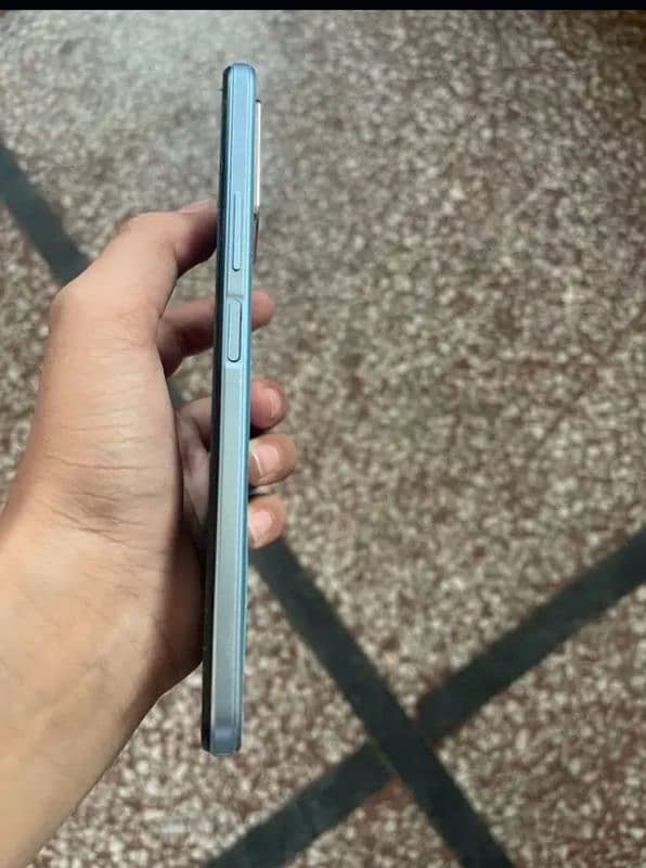 vivo y33s 8+4/128gb 3